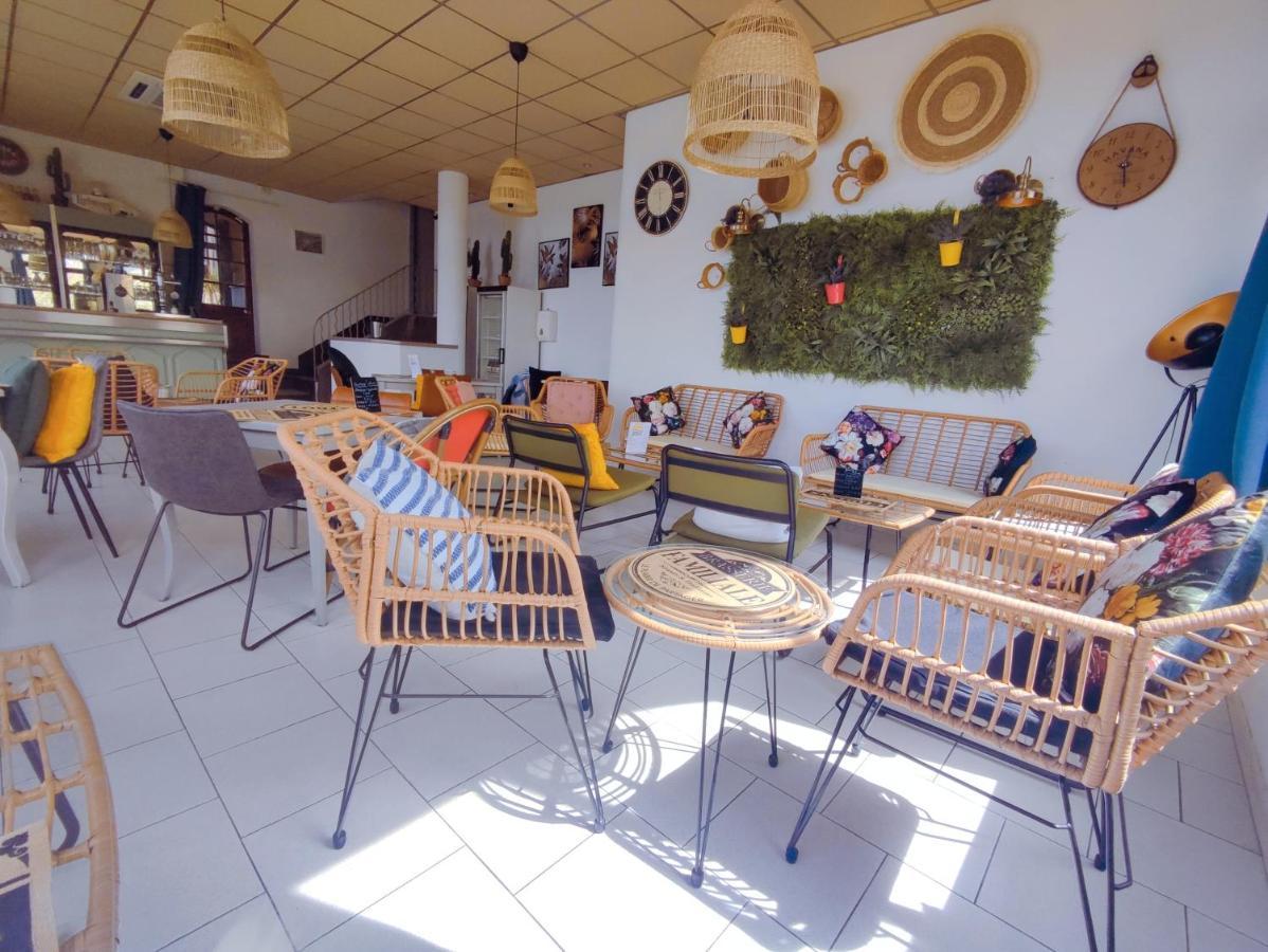 Gabrielle Hotel Aiguines Buitenkant foto
